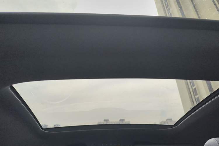 Used Mercedes-Benz A-Class 2020 Restyled A 200 L Sport Sedan Fashion Version Headliner