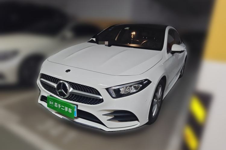 Używany Mercedes-Benz A-Class 2020 Restyled A 200 L Sport Sedan Dynamic Version Guazi used car, China used car export, Used car for sale, Used cars, Cheapest cars for sale