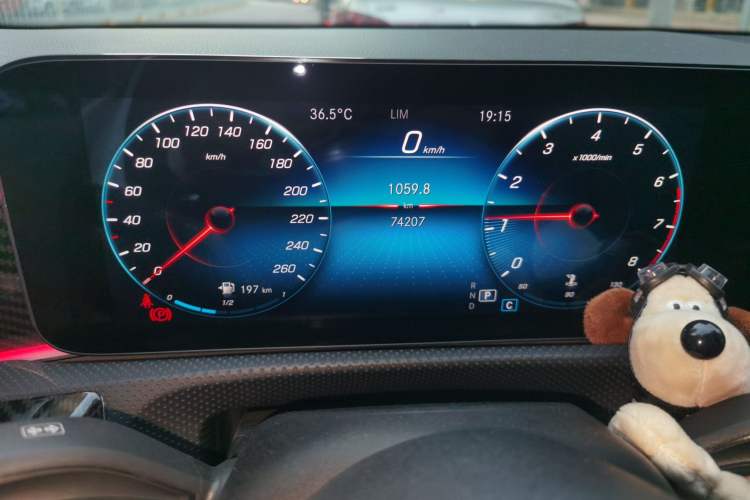 Used Mercedes-Benz A-Class 2020 A 200 L Instrument Cluster