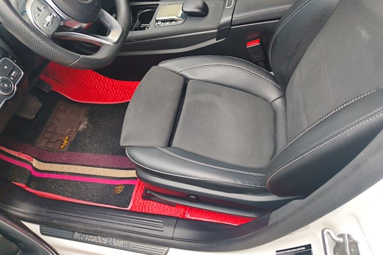 Used Mercedes-Benz A-Class 2020 Restyled A 200 L Sport Sedan Fashion Version Interior 1