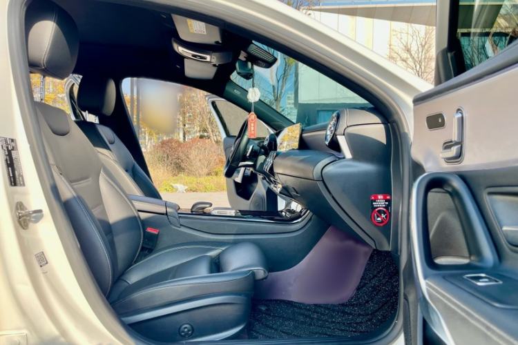 Used Mercedes-Benz A-Class 2020 A 220 L 4MATIC Sport Sedan Interior 10