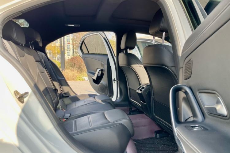 Used Mercedes-Benz A-Class 2020 A 220 L 4MATIC Sport Sedan Interior 11