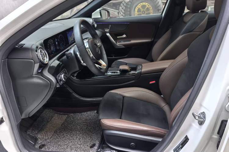 Used Mercedes-Benz A-Class 2020 A 200 L Sport Sedan Interior 2