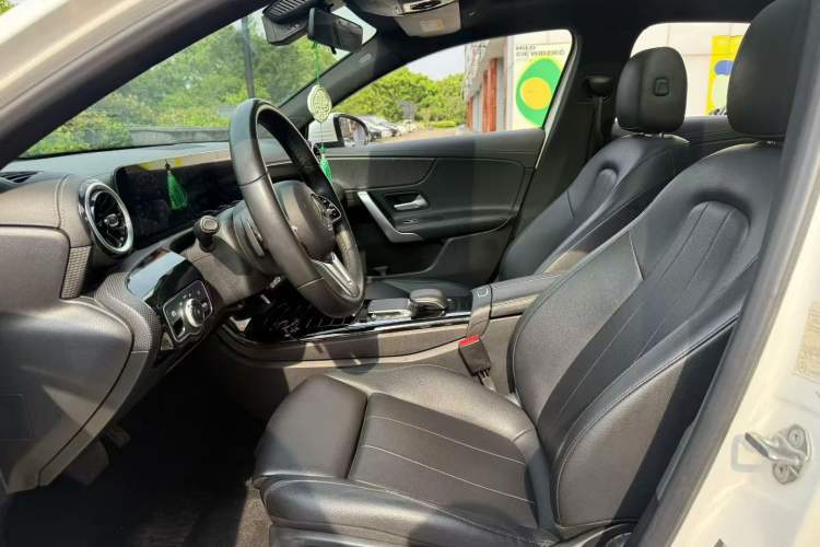 Used Mercedes-Benz A-Class 2020 Restyled A 200 L Sport Sedan Dynamic Version Interior 3