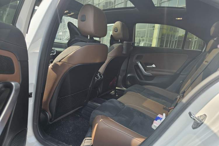 Used Mercedes-Benz A-Class 2020 A 220 L 4MATIC Sport Sedan Interior 3