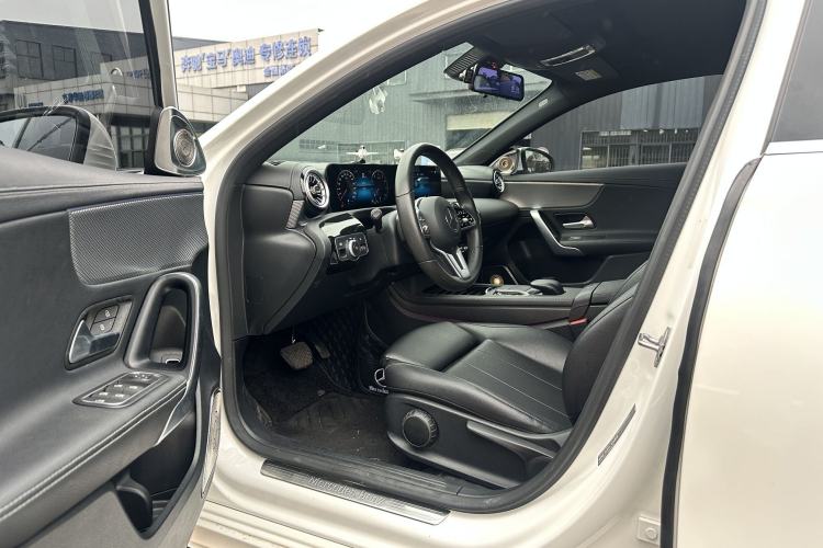 Used Mercedes-Benz A-Class 2020 Second Facelift A 180 L Sport Sedan Interior 4