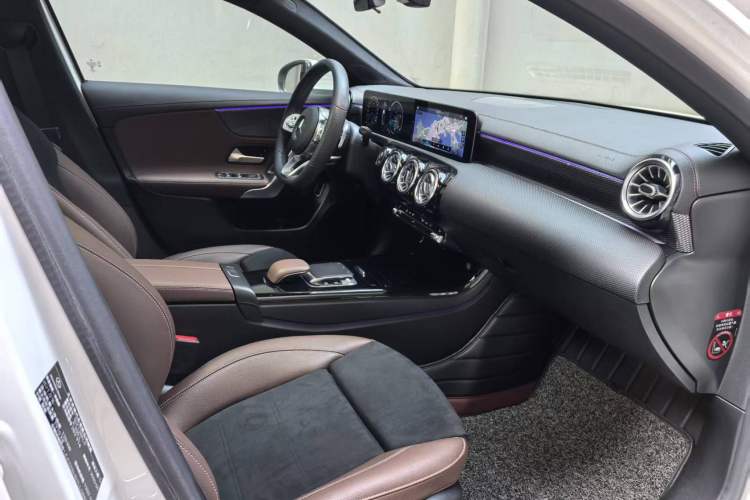 Used Mercedes-Benz A-Class 2020 A 200 L Sport Sedan Interior 4