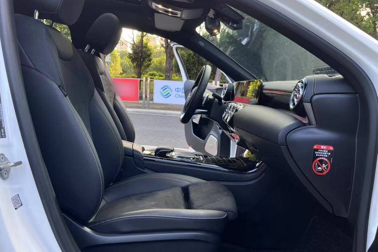Used Mercedes-Benz A-Class 2020 Restyled A 200 L Sport Sedan Fashion Version Interior 4