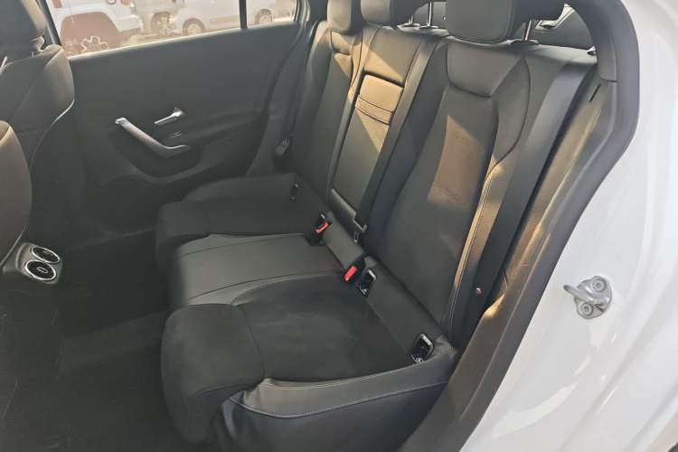 Used Mercedes-Benz A-Class 2020 A 180 L Sport Sedan Interior 4
