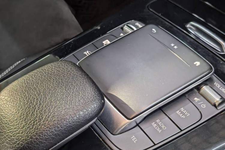 Used Mercedes-Benz A-Class 2020 Restyled A 200 L Sport Sedan Fashion Version Interior 4