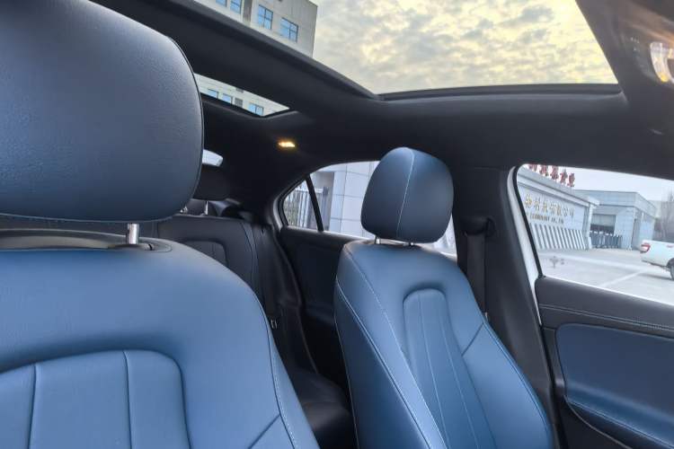 Used Mercedes-Benz A-Class 2020 Restyled A 200 L Sport Sedan Dynamic Version Interior 8
