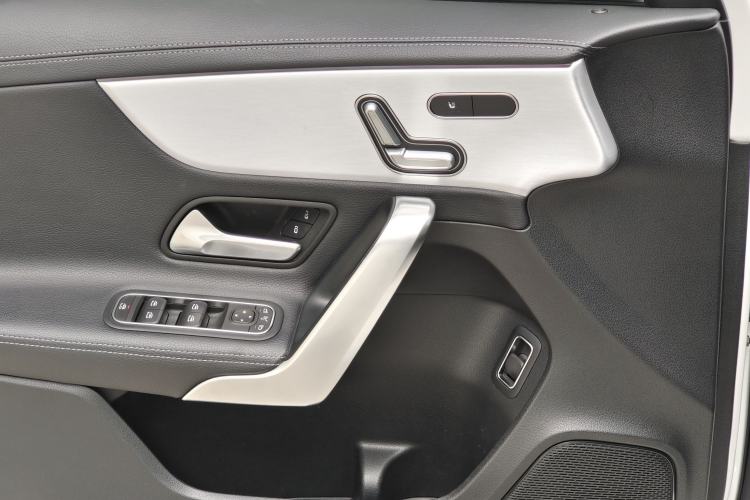 Used Mercedes-Benz A-Class 2020 A 220 L 4MATIC Sport Sedan Interior 8