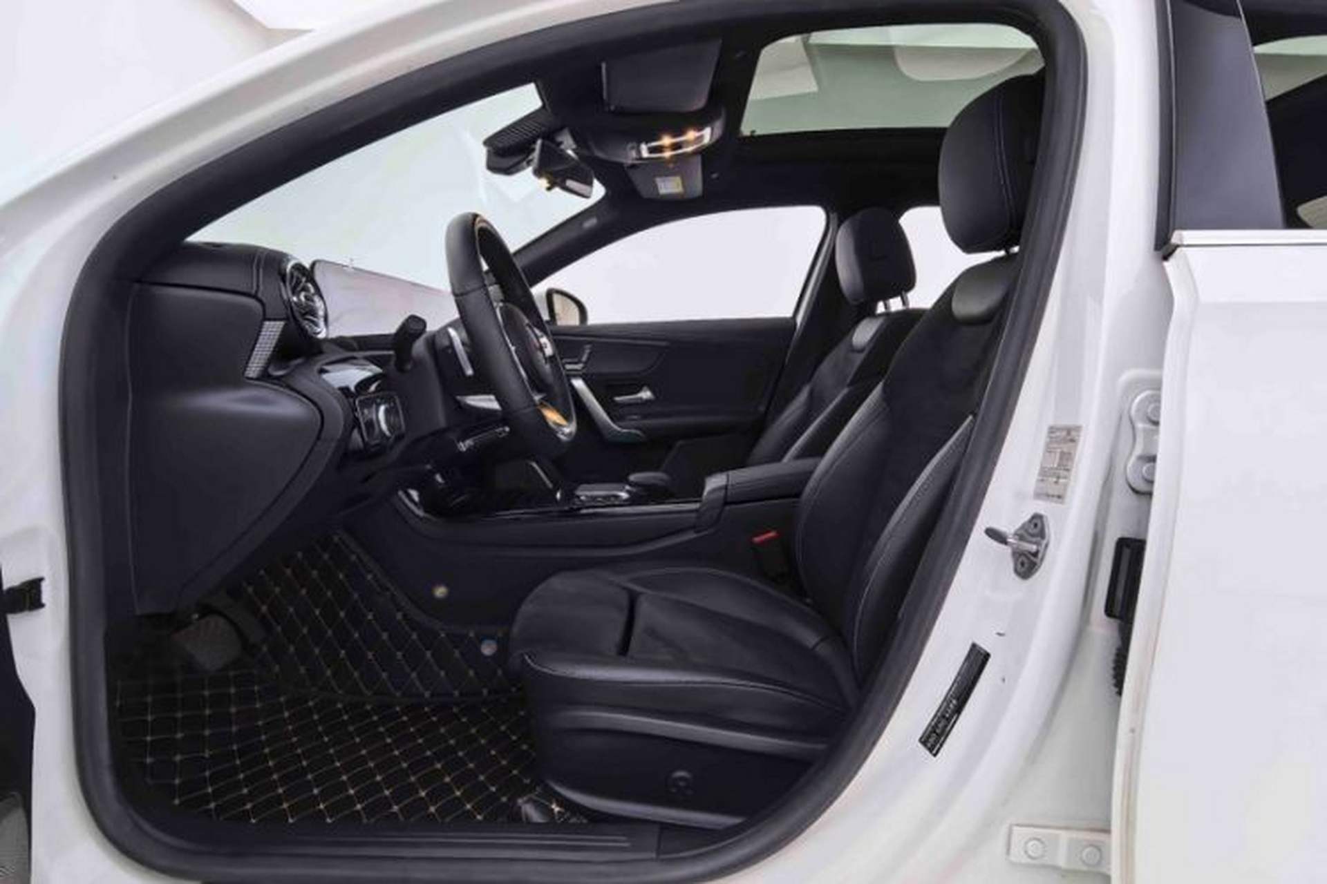 Used Mercedes-Benz A-Class 2020 Restyled A 200 L Sport Sedan Fashion Version Interior 8