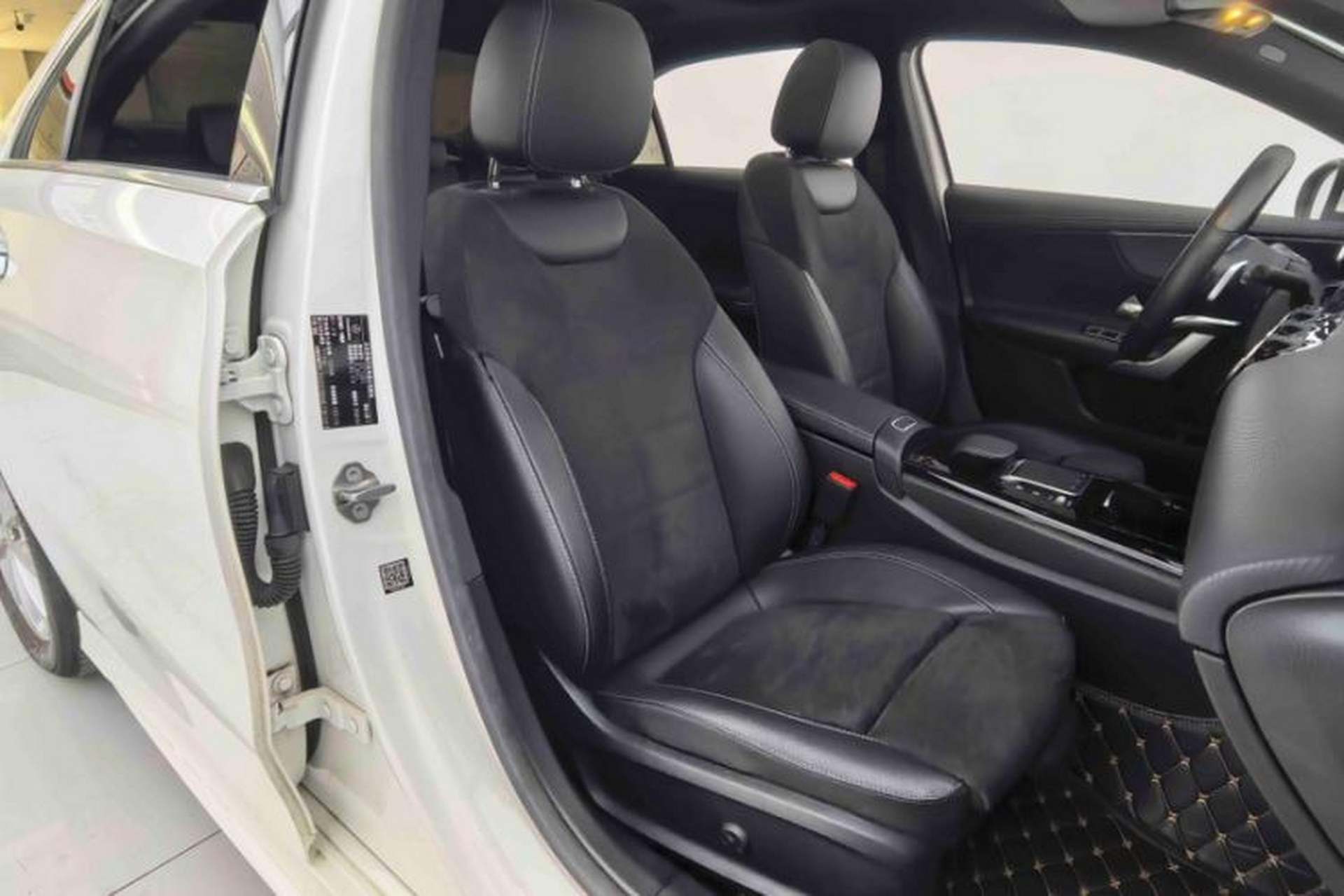 Used Mercedes-Benz A-Class 2020 Restyled A 200 L Sport Sedan Fashion Version Interior 9