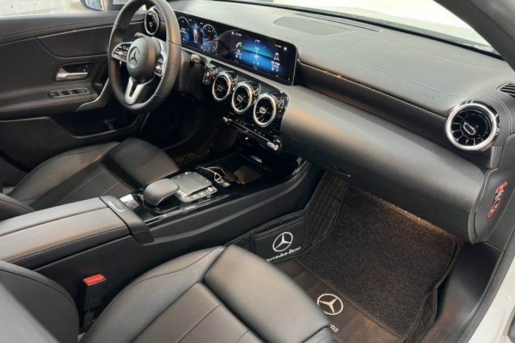 Used Mercedes-Benz A-Class 2020 Restyled A 200 L Sport Sedan Dynamic Version Interior 9