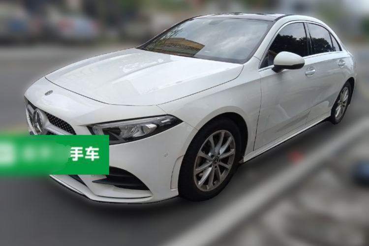 Used Mercedes-Benz A-Class 2020 Restyled A 200 L Sport Sedan Dynamic Version Guazi used car, China used car export, Used car for sale, Used Mercedes-Benz cars, Cheapest cars for sale