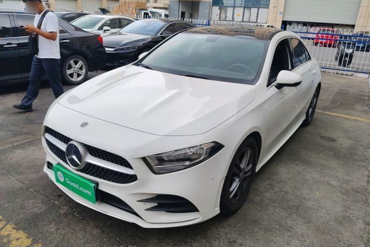 Used Mercedes-Benz A-Class 2020 Second Facelift A 180 L Sport Sedan Guazi used car, China used car export, Used car for sale, Used  cars, Cheapest cars for sale