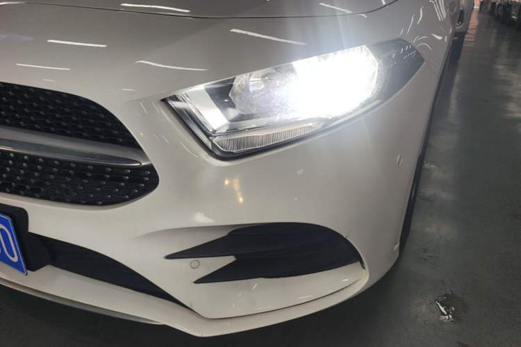 Used Mercedes-Benz A-Class 2020 Second Facelift A 180 L Sport Sedan Left Front Headlight