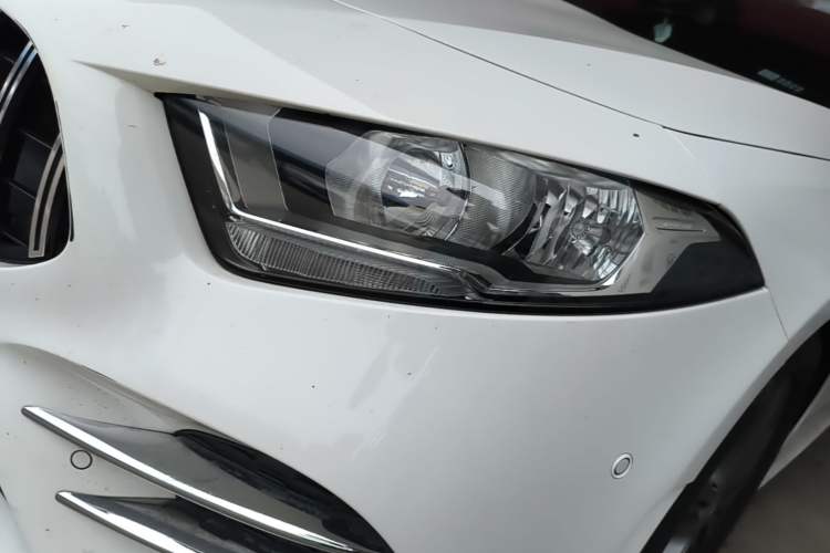 Used Mercedes-Benz A-Class 2020 Second Facelift A 180 L Sport Sedan Left Front Headlight