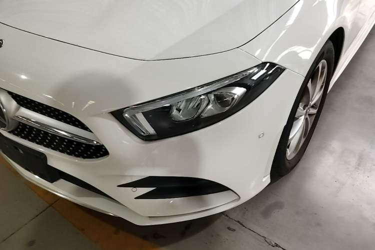 Used Mercedes-Benz A-Class 2020 Restyled A 200 L Sport Sedan Fashion Version Left Front Headlight