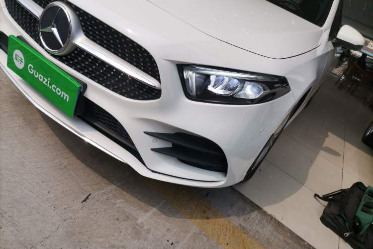 Used Mercedes-Benz A-Class 2020 Restyled A 200 L Sport Sedan Fashion Version Left Front Headlight