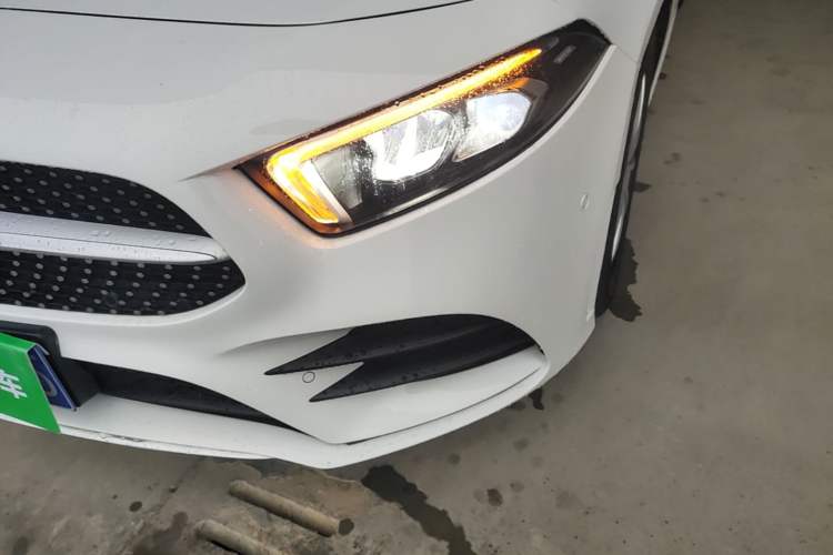 Used Mercedes-Benz A-Class 2020 Restyled A 200 L Sport Sedan Fashion Version Left Front Headlight