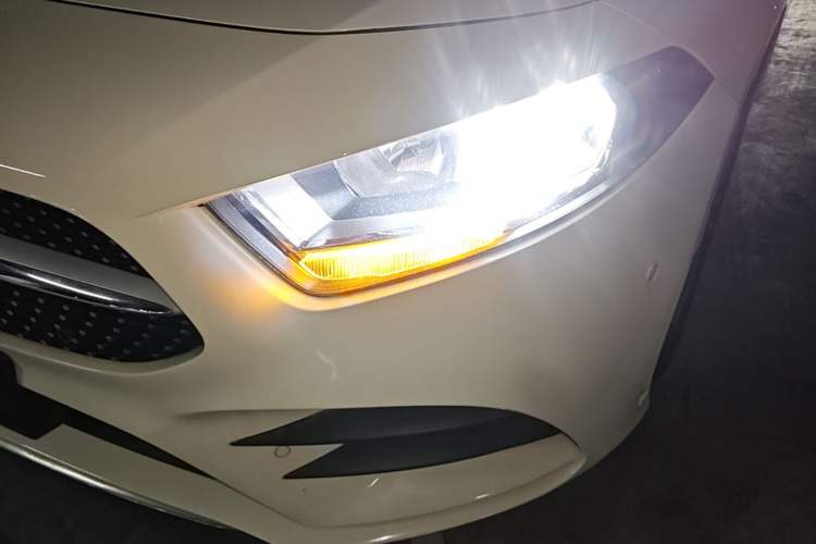 Used Mercedes-Benz A-Class 2020 Second Facelift A 180 L Sport Sedan Left Front Headlight