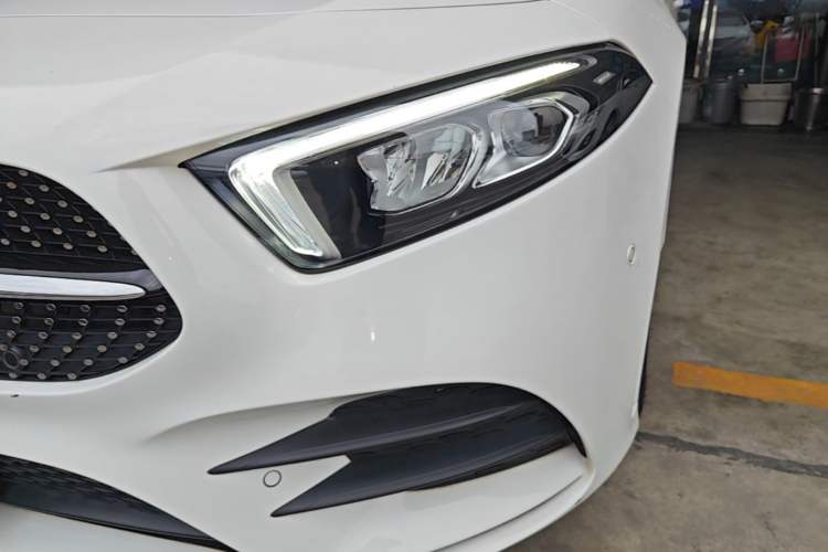 Used Mercedes-Benz A-Class 2020 A 220 L 4MATIC Sport Sedan Left Front Headlight