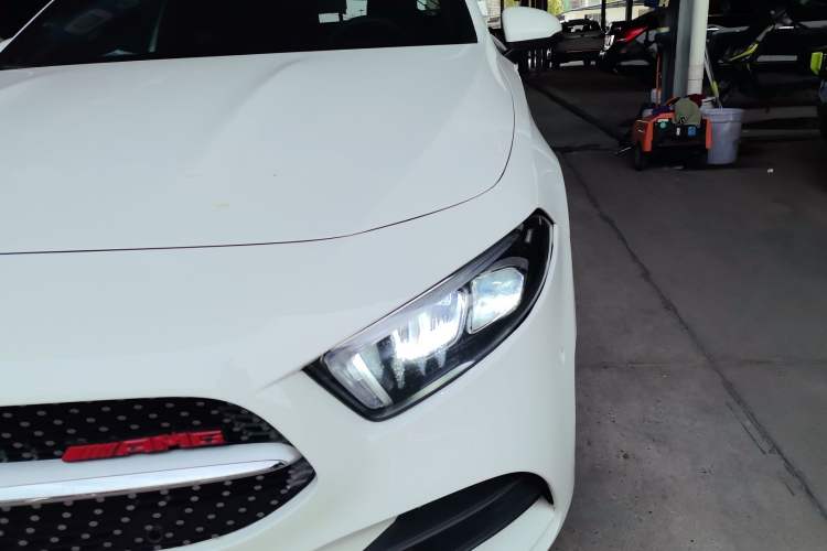 Used Mercedes-Benz A-Class 2020 Restyled A 200 L Sport Sedan Fashion Version Left Front Headlight