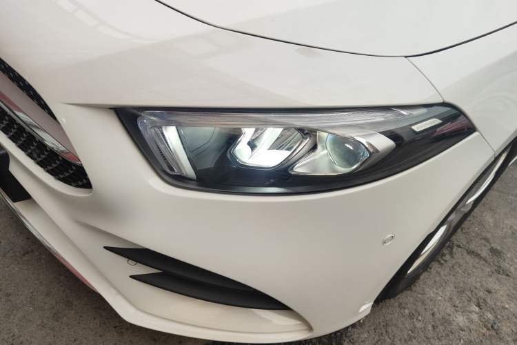Used Mercedes-Benz A-Class 2020 Restyled A 200 L Sport Sedan Fashion Version Left Front Headlight