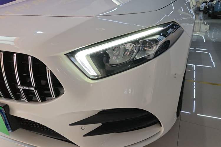 Used Mercedes-Benz A-Class 2020 Restyled A 200 L Sport Sedan Fashion Version Left Front Headlight