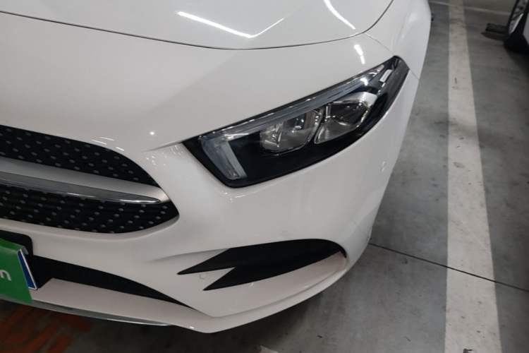 Used Mercedes-Benz A-Class 2020 Restyled A 200 L Sport Sedan Fashion Version Left Front Headlight