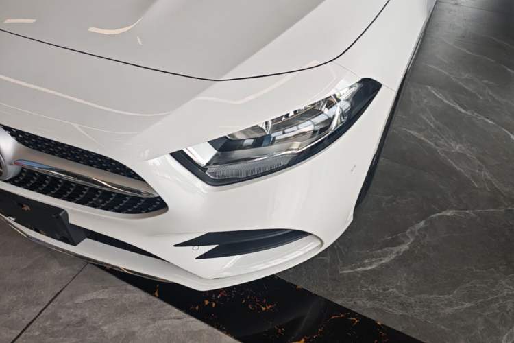 Used Mercedes-Benz A-Class 2020 Second Facelift A 180 L Sport Sedan Left Front Headlight