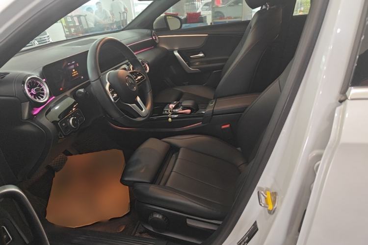 Used Mercedes-Benz A-Class 2020 Second Facelift A 180 L Sport Sedan Left Front Seat