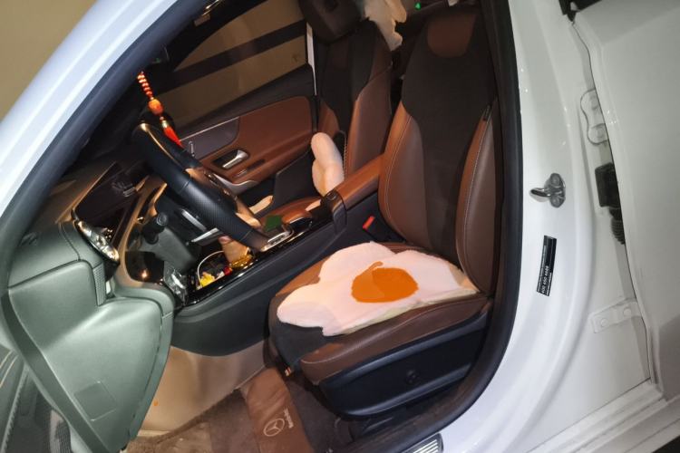 Used Mercedes-Benz A-Class 2020 Restyled A 200 L Sport Sedan Fashion Version Left Front Seat