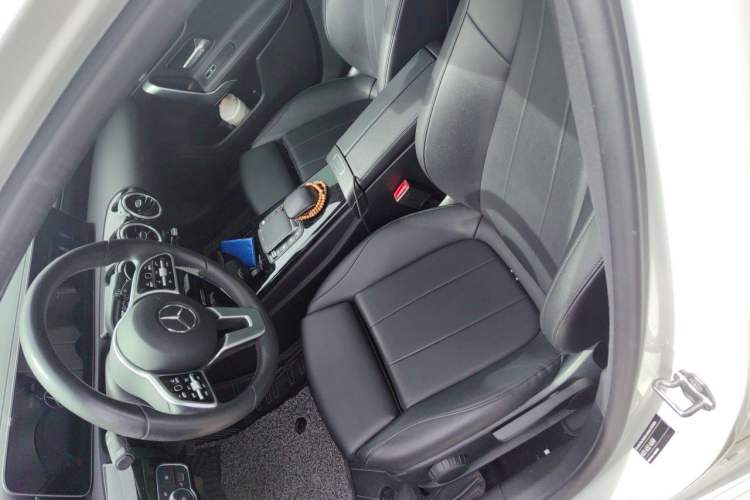 Used Mercedes-Benz A-Class 2020 Restyled A 200 L Sport Sedan Fashion Version Left Front Seat