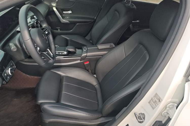 Used Mercedes-Benz A-Class 2020 Restyled A 200 L Sport Sedan Fashion Version Left Front Seat
