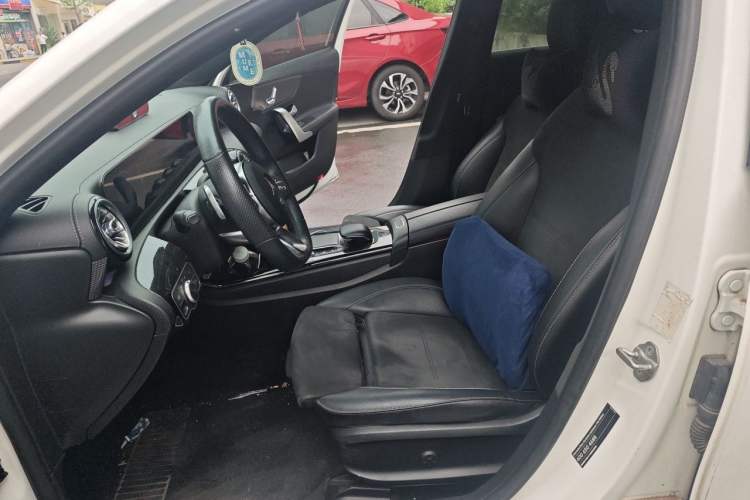 Used Mercedes-Benz A-Class 2020 Restyled A 200 L Sport Sedan Fashion Version Left Front Seat