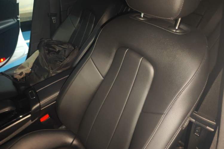 Used Mercedes-Benz A-Class 2020 Facelift A 180 L Sport Sedan Special Configuration Left Front Seat
