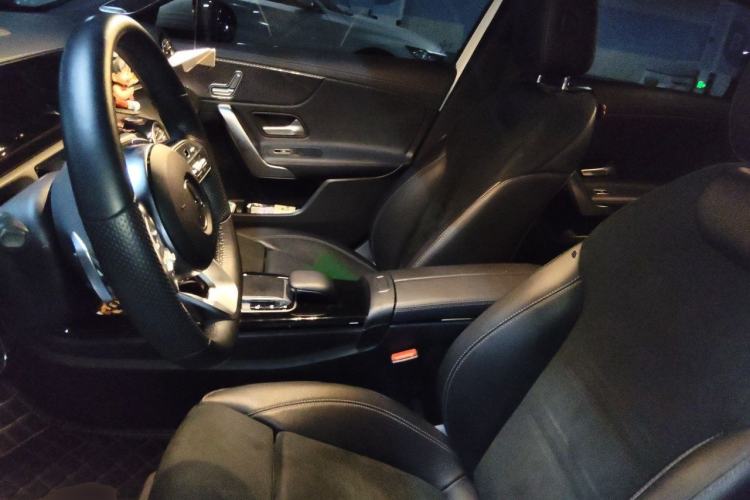 Used Mercedes-Benz A-Class 2020 Restyled A 200 L Sport Sedan Fashion Version Left Front Seat