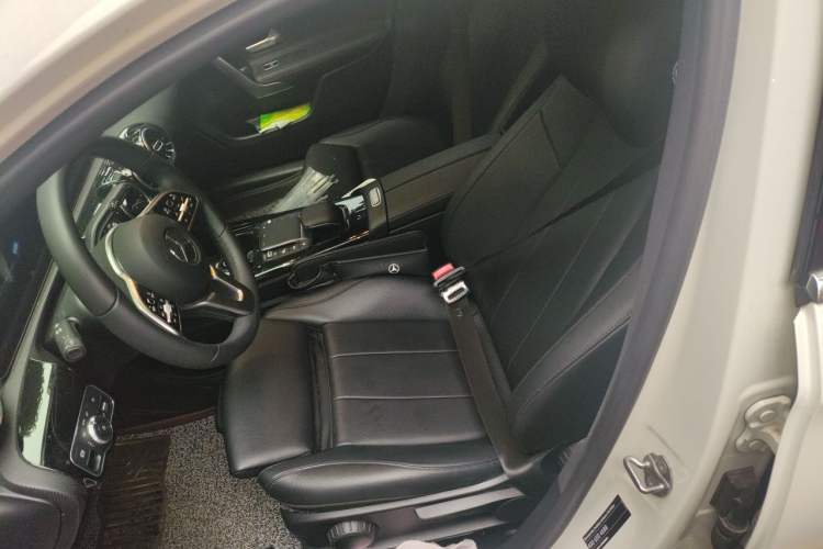 Used Mercedes-Benz A-Class 2020 Restyled A 200 L Sport Sedan Fashion Version Left Front Seat