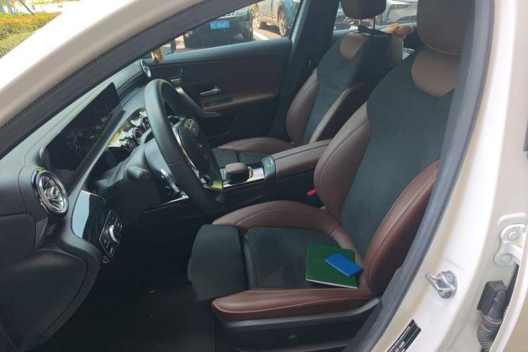Used Mercedes-Benz A-Class 2020 Restyled A 200 L Sport Sedan Fashion Version Left Front Seat