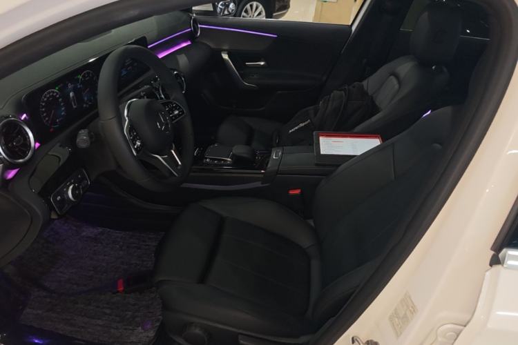 Used Mercedes-Benz A-Class 2020 Second Facelift A 180 L Sport Sedan Left Front Seat