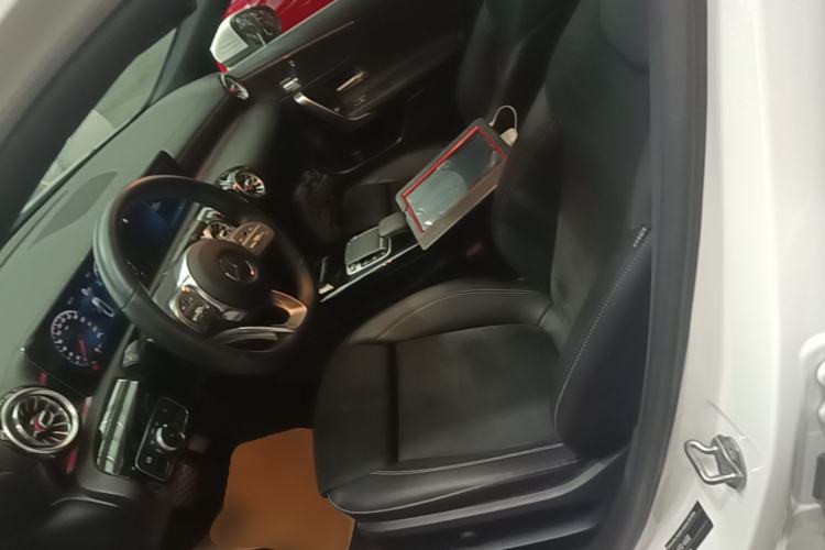 Used Mercedes-Benz A-Class 2020 Restyled A 200 L Sport Sedan Fashion Version Left Front Seat