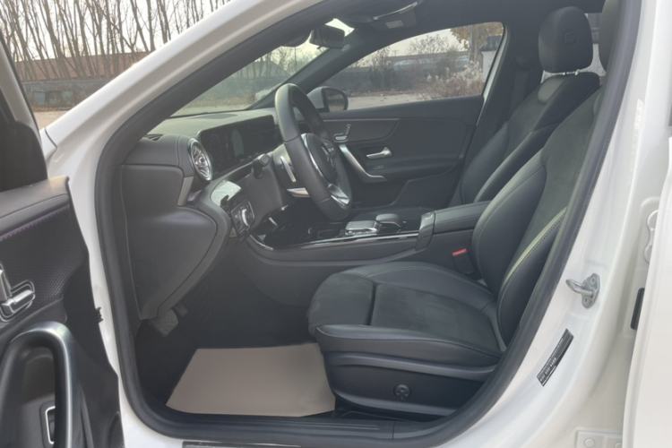 Used Mercedes-Benz A-Class 2020 Restyled A 200 L Sport Sedan Fashion Version Left Front Seat