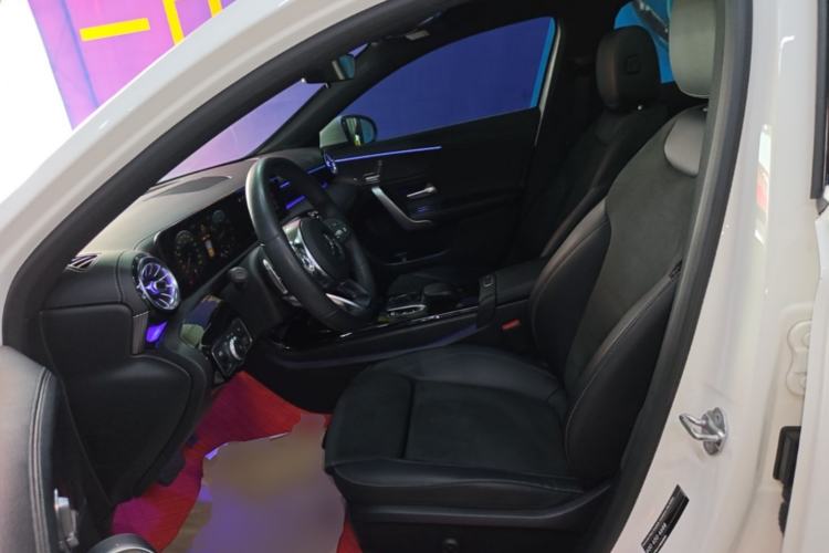 Used Mercedes-Benz A-Class 2020 Restyled A 200 L Sport Sedan Fashion Version Left Front Seat