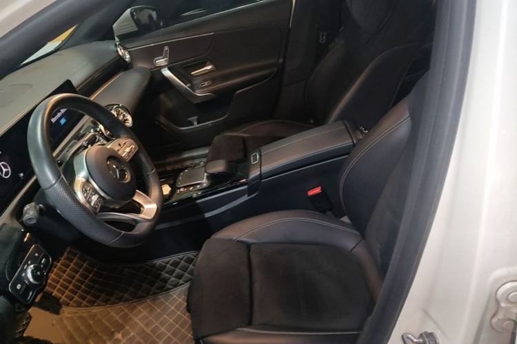 Used Mercedes-Benz A-Class 2020 Restyled A 200 L Sport Sedan Fashion Version Left Front Seat