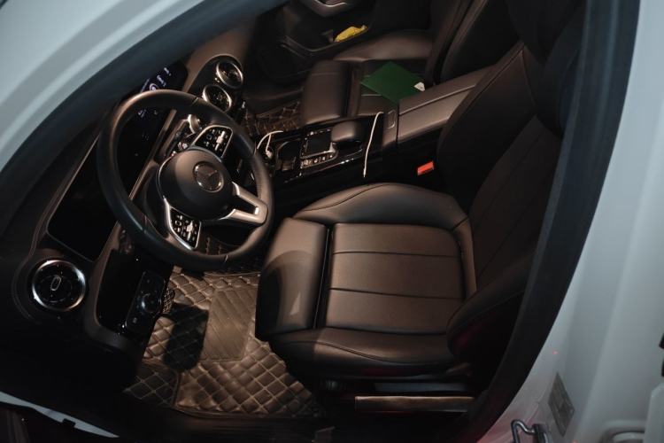 Used Mercedes-Benz A-Class 2020 Restyled A 200 L Sport Sedan Dynamic Version Left Front Seat
