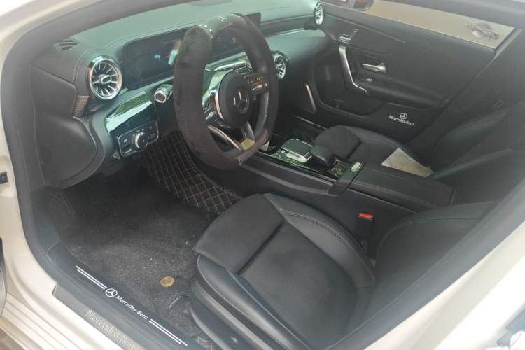 Used Mercedes-Benz A-Class 2020 Restyled A 200 L Sport Sedan Fashion Version Left Front Seat