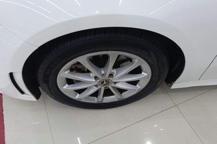 Used Mercedes-Benz A-Class 2020 Restyled A 200 L Sport Sedan Fashion Version Left Front Wheel Hub